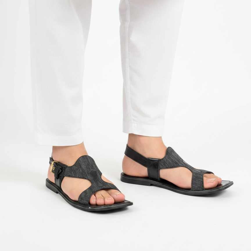 Handmade Pure Taar Black Panjedar Chappal